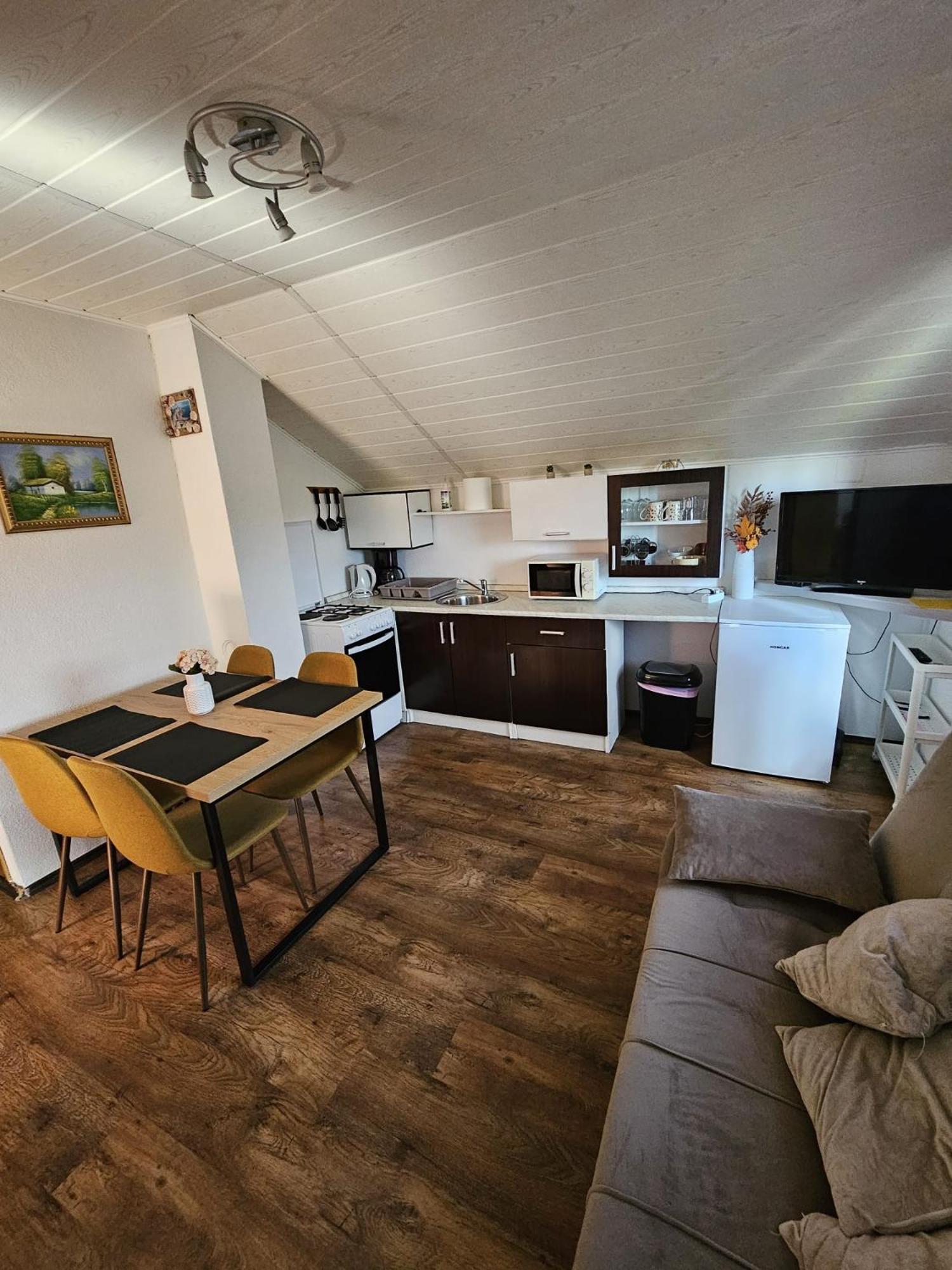 House Petra Lejlighed Rakovica Eksteriør billede