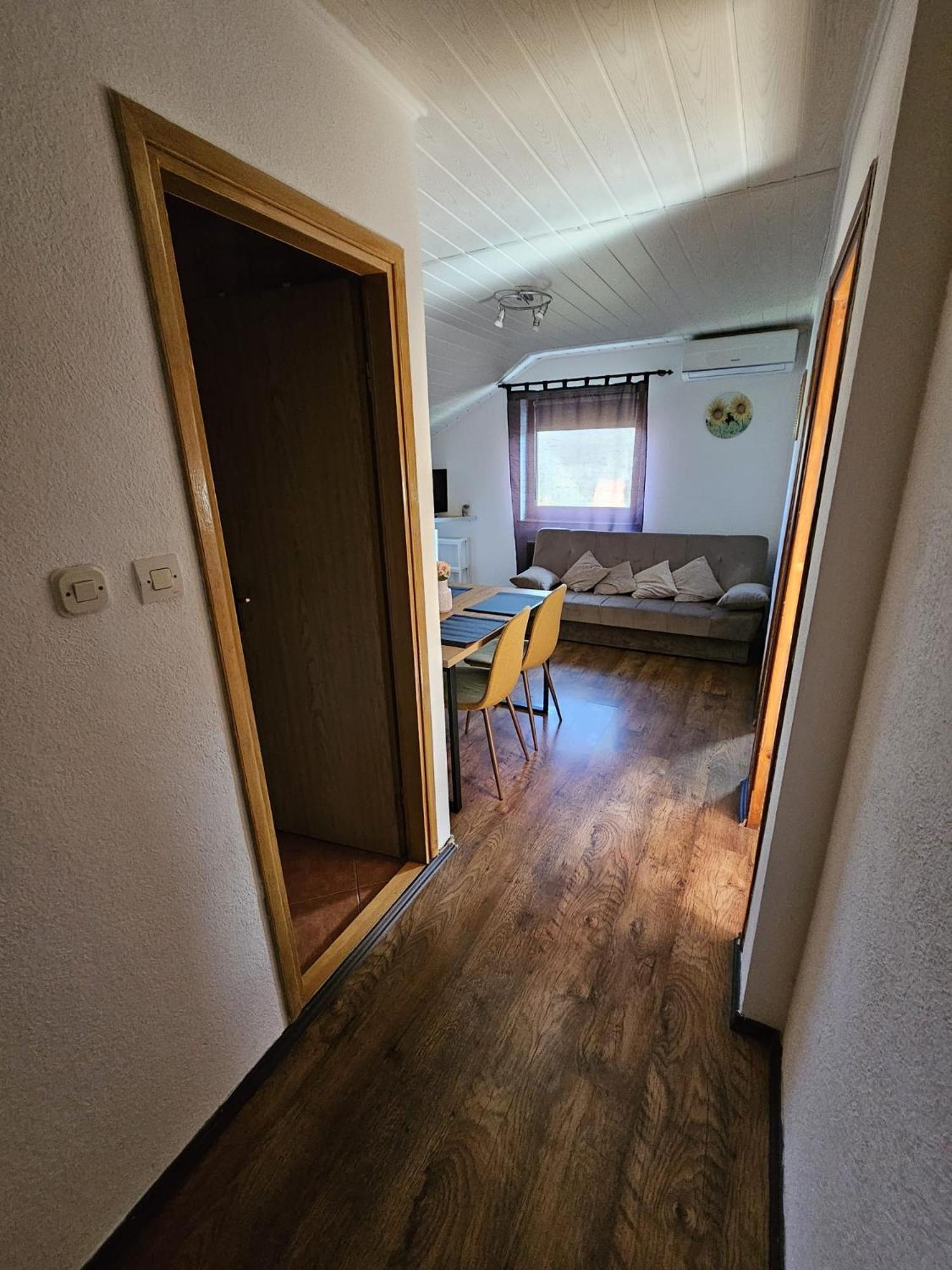House Petra Lejlighed Rakovica Eksteriør billede